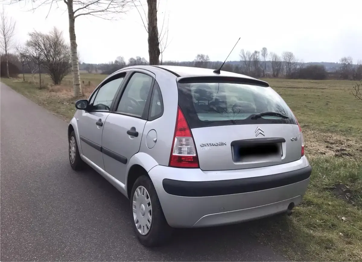 Gebraucht Citroën C3 60 PS (44 kW) 2009 Silber Limousine