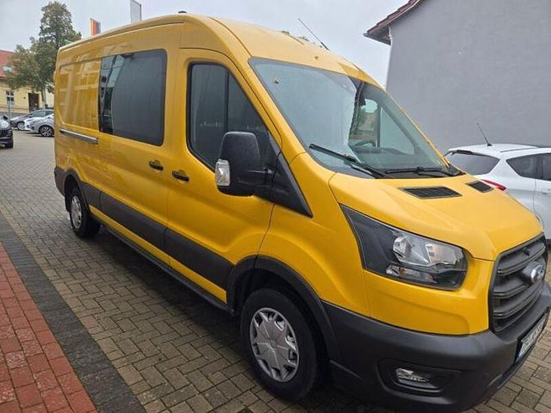 Gebraucht Ford Transit Trend 105 PS (77 kW) 2023 Ginstergelb Van