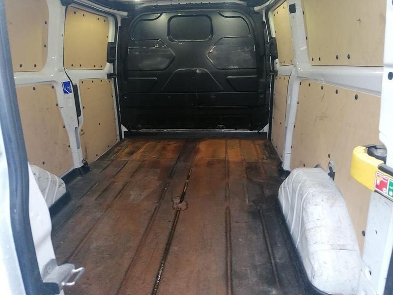 Gebraucht Ford Transit Custom Trend 131 PS (96 kW) 2016 Weiß Van / Kleinbus