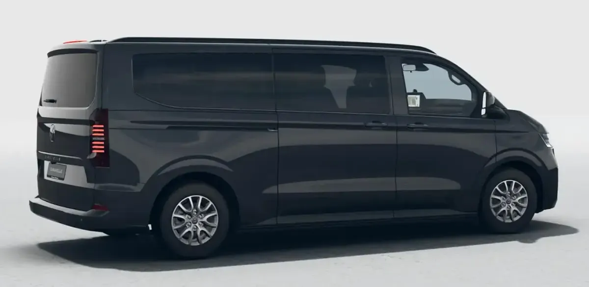 Neu VW T7 150 PS (110 kW) 2025 Graphite dust metallic Van