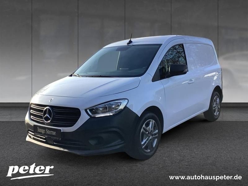 Arktikweiß Gebraucht 2023 Mercedes Citan 110 Van / Kleinbus | 19.933 € (Fairer Preis) - Bild 1/4