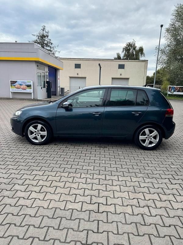 Gebraucht VW Golf VI 140 PS (102 kW) 2010 Andere farben Kleinwagen