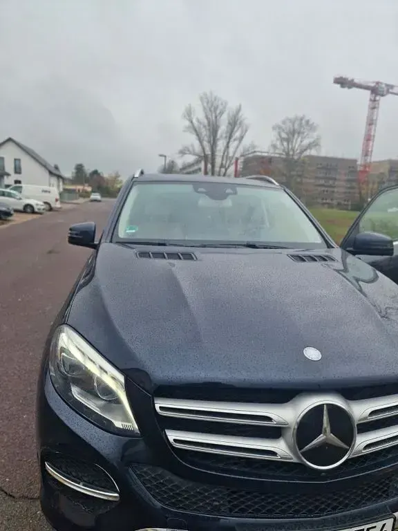 Gebraucht Mercedes GLE350 258 PS (189 kW) 2016 Blau SUV