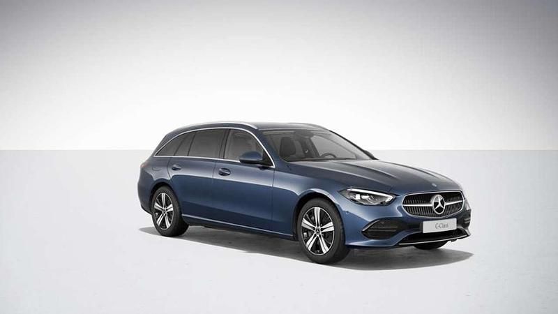 Gebraucht Mercedes C300e 204 PS (150 kW) 2024 Metalliclack sodalithblau Kombi