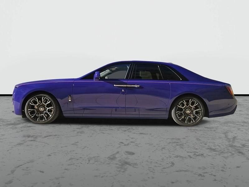 Gebraucht Rolls Royce Ghost 600 PS (441 kW) 2025 Violett Limousine