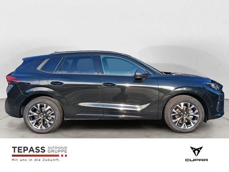 Neu Cupra Terramar 150 PS (110 kW) 2025 Midnight schwarz metallic SUV