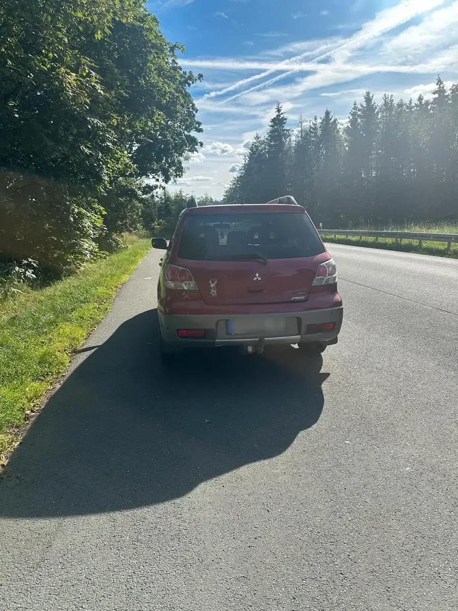 Gebraucht Mitsubishi Outlander 136 PS (100 kW) 2003 Rot SUV