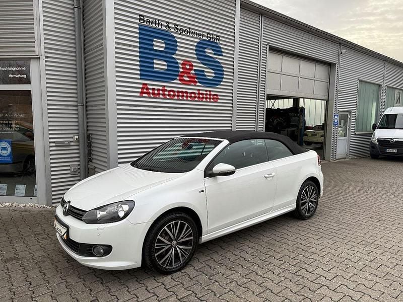 Weiß Gebraucht 2016 VW Golf Cabriolet Allstar Cabrio | 11.990 € (Fairer Preis) - Bild 1/4