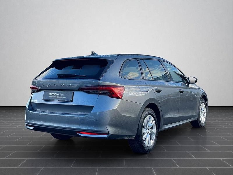 Gebraucht Skoda Octavia Selection 150 PS (110 kW) 2025 Graphitegrau metallic (metallic) Limousine