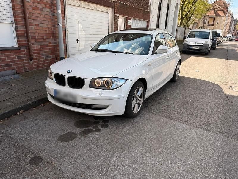 Gebraucht BMW 118 143 PS (105 kW) 2010 Weiß Kleinwagen