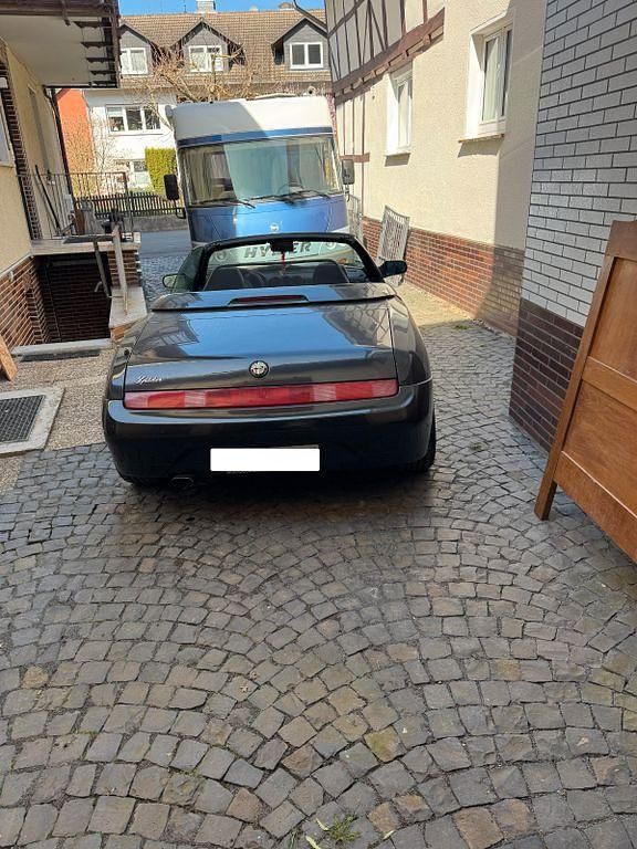 Gebraucht Alfa Romeo Spider 165 PS (121 kW) 2003 Schwarz Cabrio