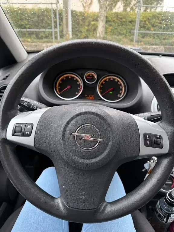 Gebraucht Opel Corsa Selection 86 PS (63 kW) 2010 Schwarz Kleinwagen