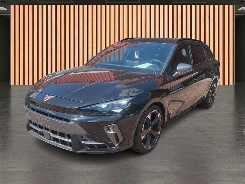 Gebraucht Cupra Leon 150 PS (110 kW) 2024 Mitternachtsschwarz Kombi