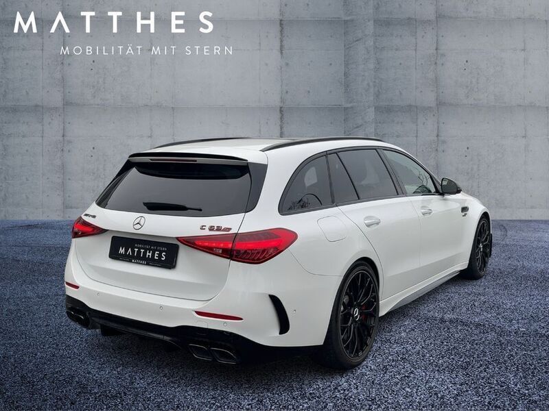 Gebraucht Mercedes C63 S E Performance AMG 476 PS (350 kW) 2024 Weiß Kombi