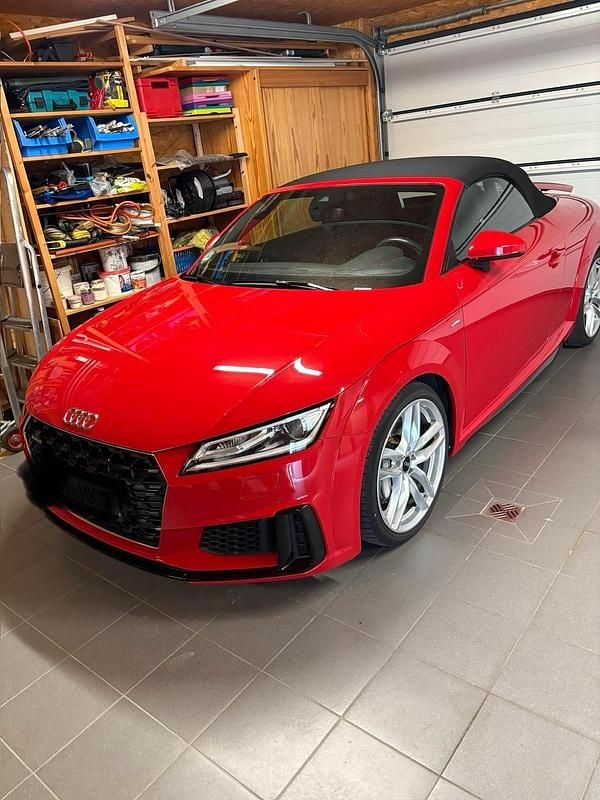 Rot Gebraucht 2019 Audi TT Roadster Cabrio | 34.000 € (Fairer Preis) - Bild 1/2