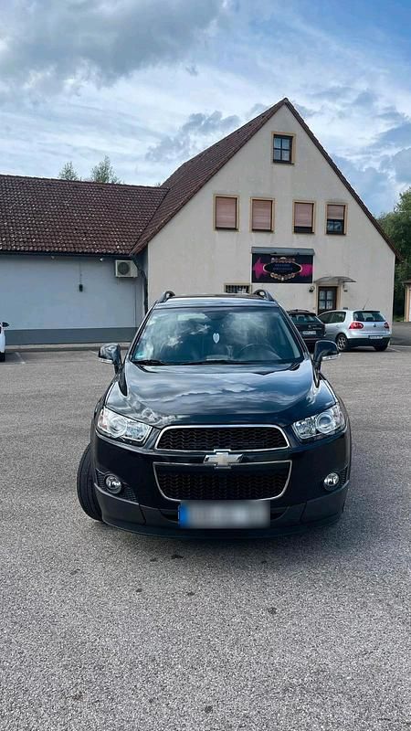 Schwarz Gebraucht 2012 Chevrolet Captiva SUV | 6.500 € (Fairer Preis) - Bild 1/4
