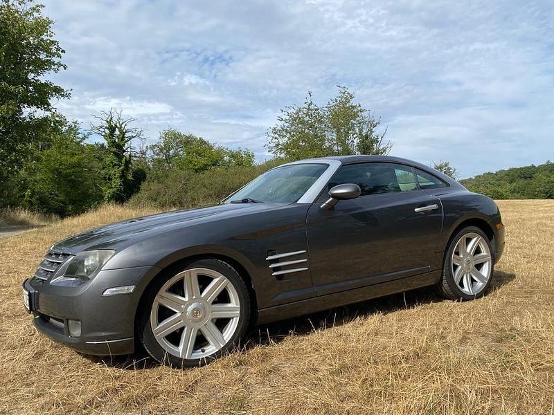 Grau Gebraucht 2006 Chrysler Crossfire Coupé | 9.500 € (Etwas zu teuer) - Bild 1/4