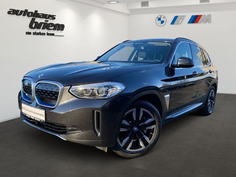 Sophistograu brillanteffekt Gebraucht 2021 BMW iX3 Performance SUV | 32.800 € (Fairer Preis) - Bild 1/4