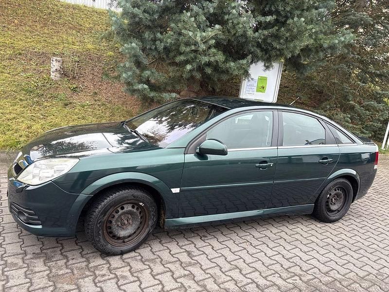 Grün Gebraucht 2007 Opel Vectra Edition+ Limousine | 1.800 € (Fairer Preis) - Bild 1/4