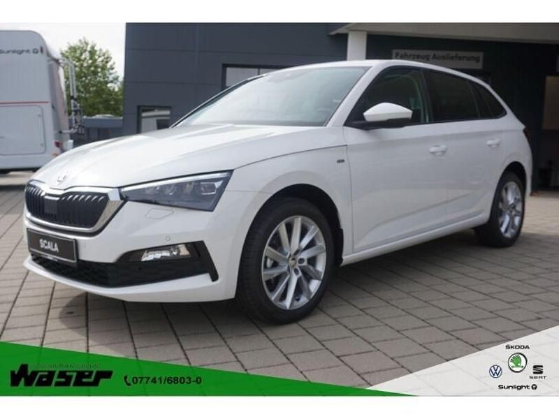 Weiss Gebraucht 2023 Skoda Scala Tour Kleinwagen | 22.750 € (Fairer Preis) - Bild 1/4