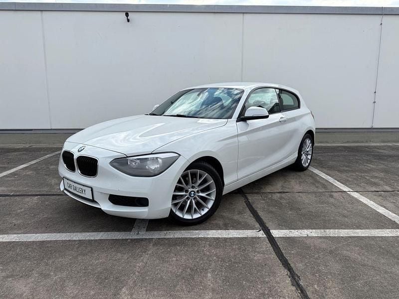 Gebraucht BMW 118 143 PS (105 kW) 2013 Weiß Kleinwagen