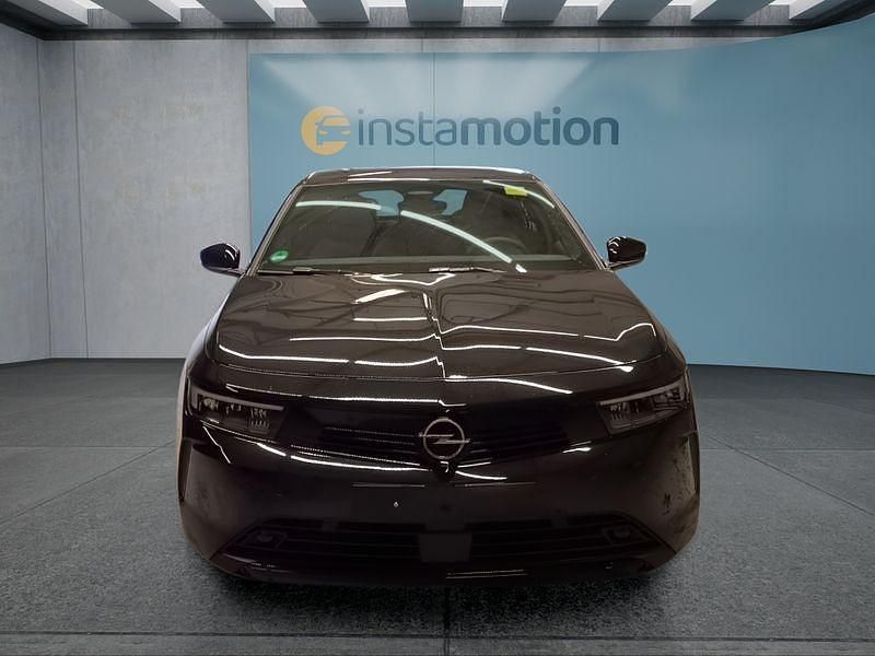 Gebraucht Opel Astra 131 PS (96 kW) 2025 Schwarz Limousine