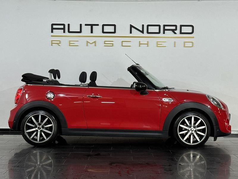 Gebraucht Mini Cooper S Cabriolet Chili 192 PS (141 kW) 2019 Rot Cabrio