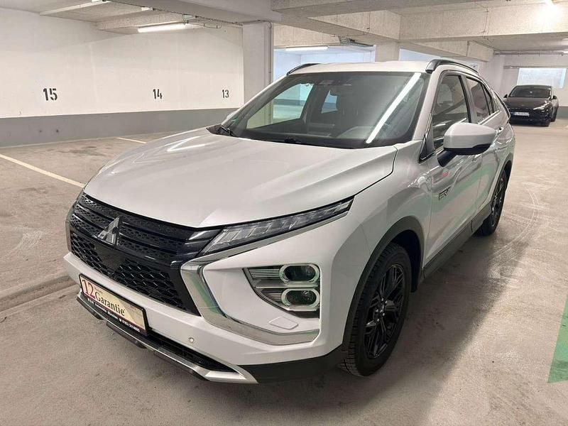 Gebraucht Mitsubishi Eclipse Cross Plus 98 PS (72 kW) 2022 Weiß SUV