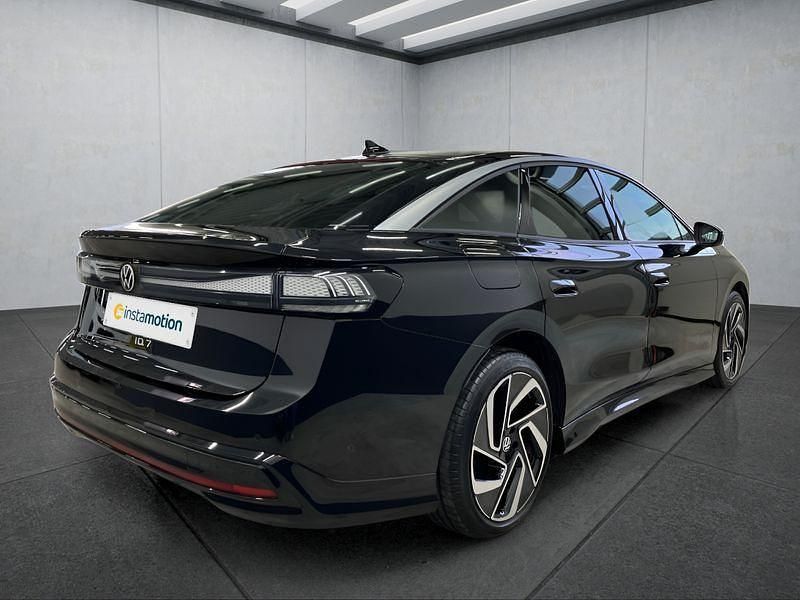 Gebraucht VW ID.7 Pro 210 kW (286 PS) 2023 Schwarz Kleinwagen