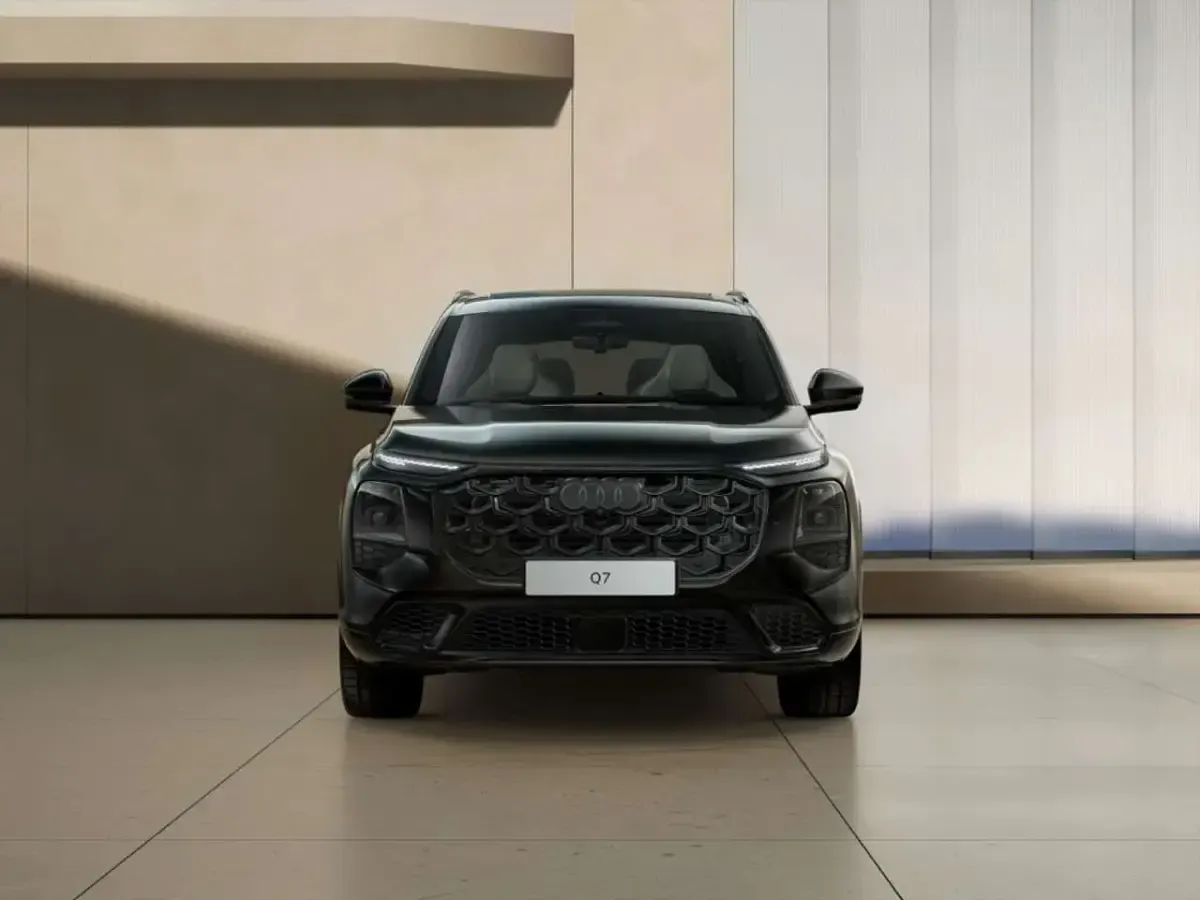 Neu Audi Q7 Ambiente 299 PS (219 kW) 2026 Schwarz SUV