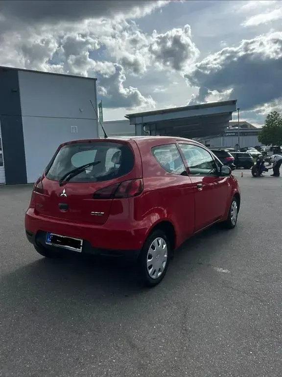 Gebraucht Mitsubishi Colt 75 PS (55 kW) 2009 Rot Kleinwagen