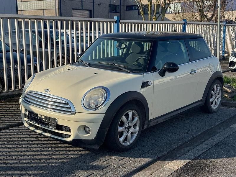 Gebraucht Mini Cooper D 109 PS (80 kW) 2009 Weiß Kleinwagen