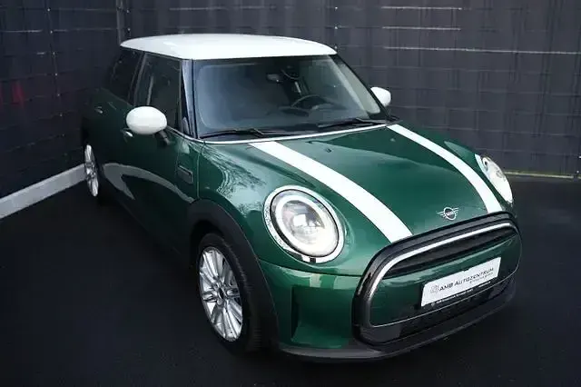 Używany Mini Cooper Classic 136 KM (100 kW) 2022 Zielony Hatchback
