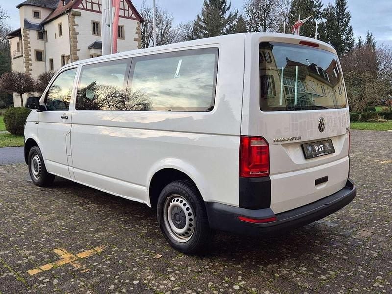 Candyweiß Gebraucht 2018 VW Transporter Van | 14.490 € - Bild 1/4