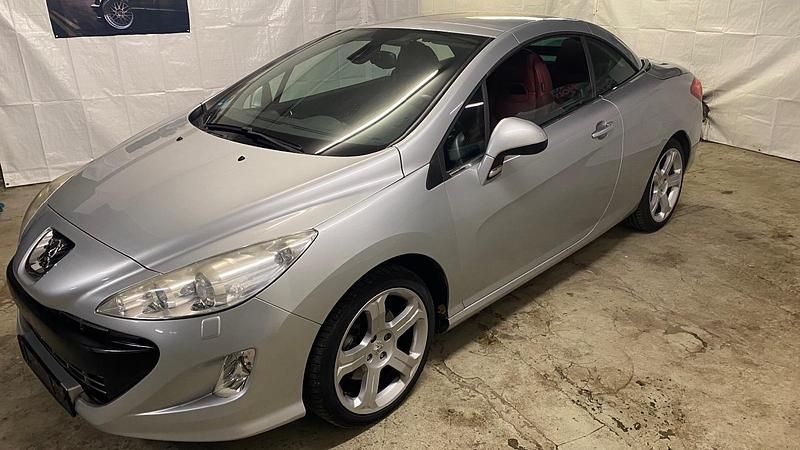 Gebraucht Peugeot 308 CC 140 PS (102 kW) 2009 Silber Cabrio
