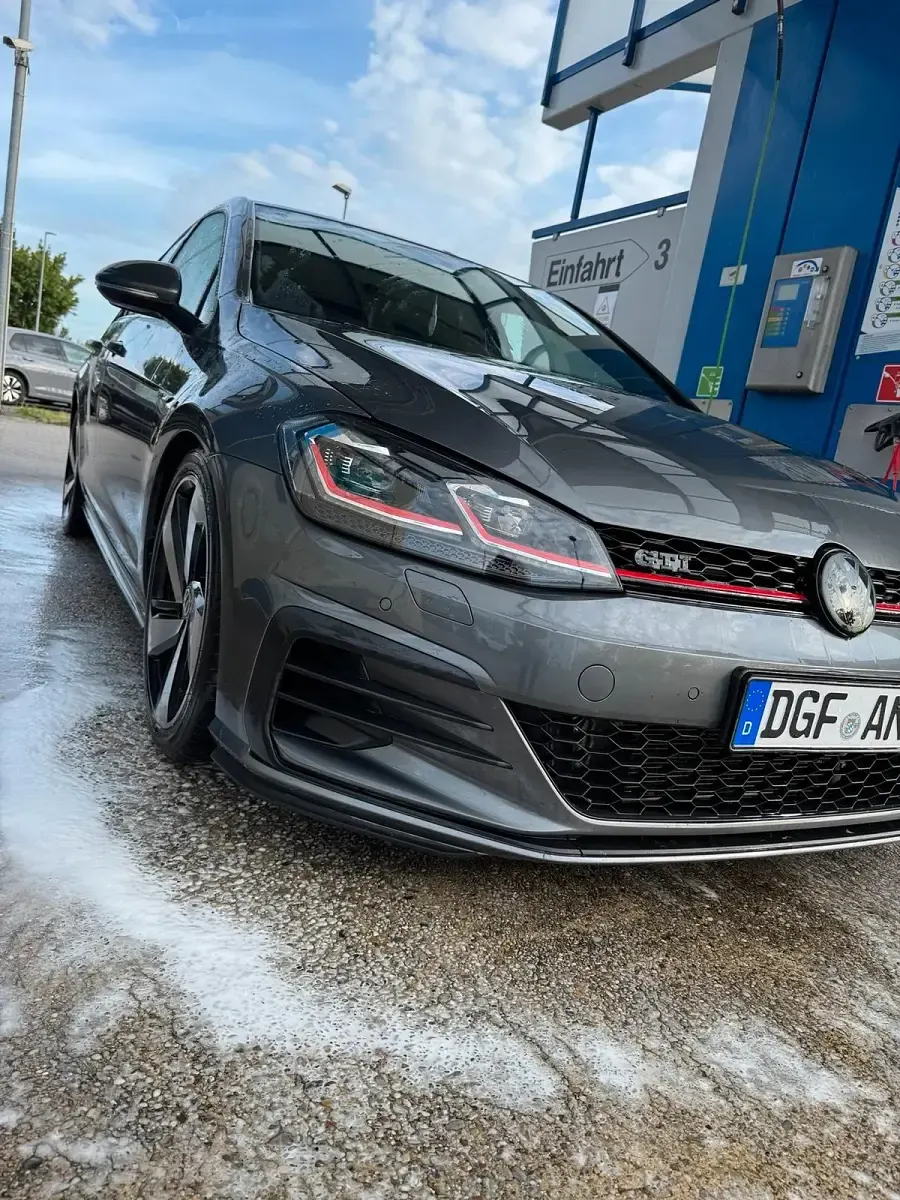 Gebraucht VW Golf VII GTI 245 PS (180 kW) 2019 Grau Limousine