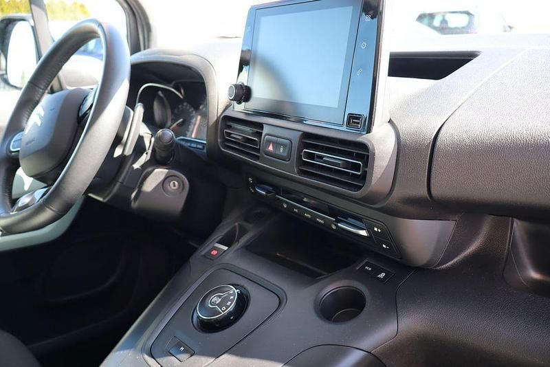 Gebraucht Citroën Berlingo Shine 131 PS (96 kW) 2018 Weiß Van / Kleinbus