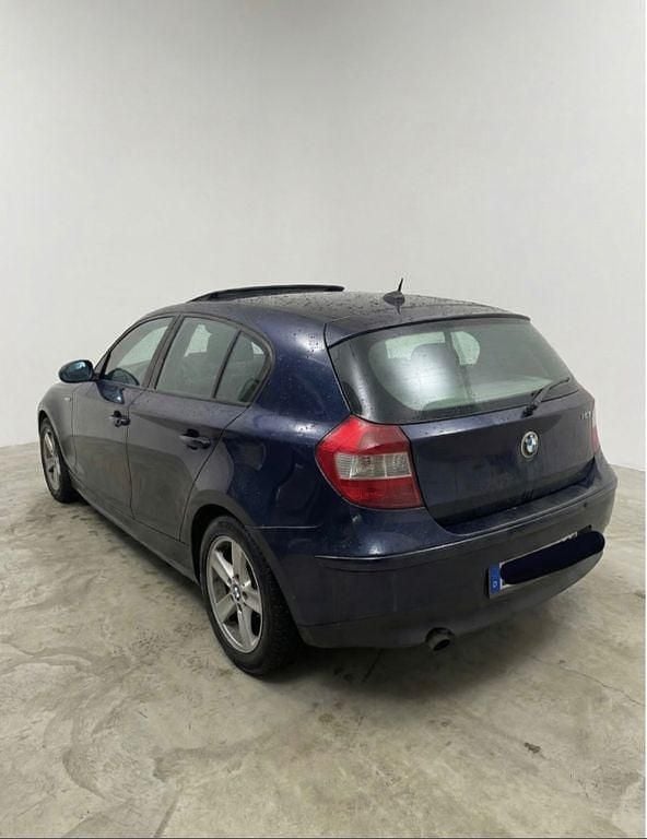 Gebraucht BMW 116 122 PS (89 kW) 2005 Blau Kleinwagen