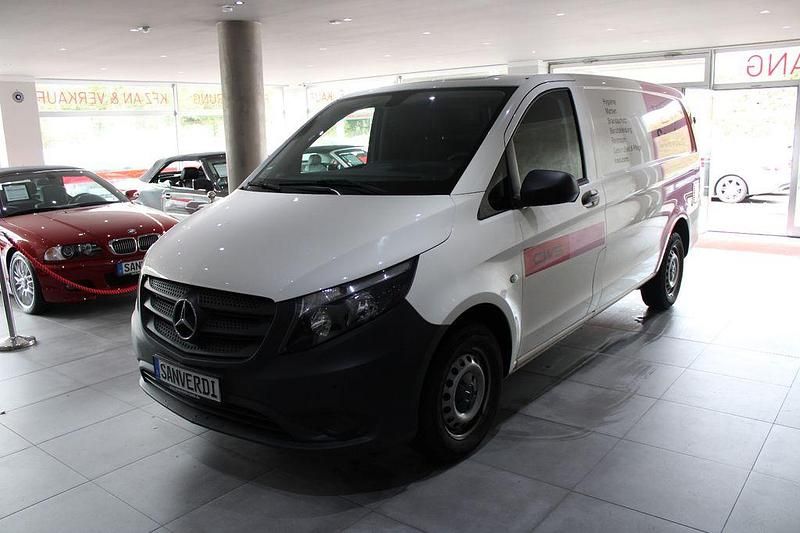 Weiß Gebraucht 2020 Mercedes Vito Van | 13.990 € (Superpreis) - Bild 1/4