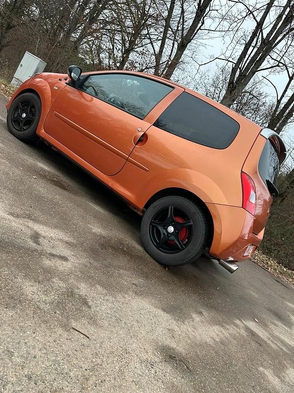 Orange Gebraucht 2008 Renault Twingo R.S. Kleinwagen | 1.699 € - Bild 1/4