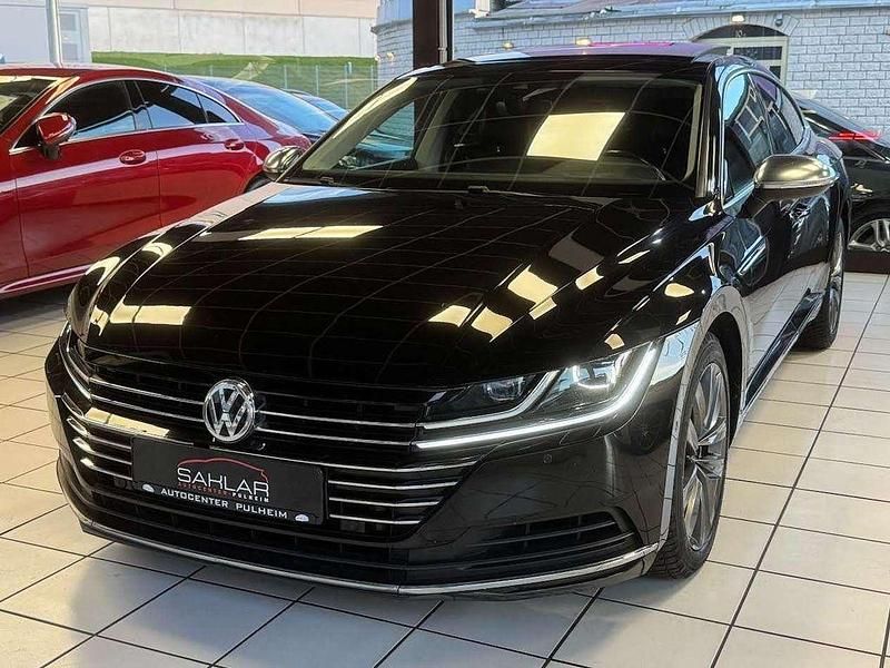 Gebraucht VW Arteon Elegance 239 PS (175 kW) 2017 Deep black perleffekt Kleinwagen