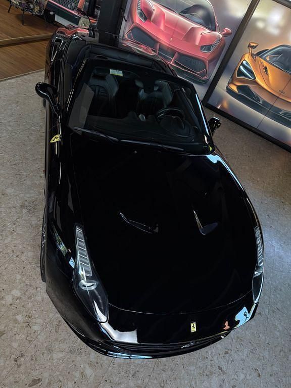 Gebraucht Ferrari California 560 PS (411 kW) 2016 Schwarz Cabrio