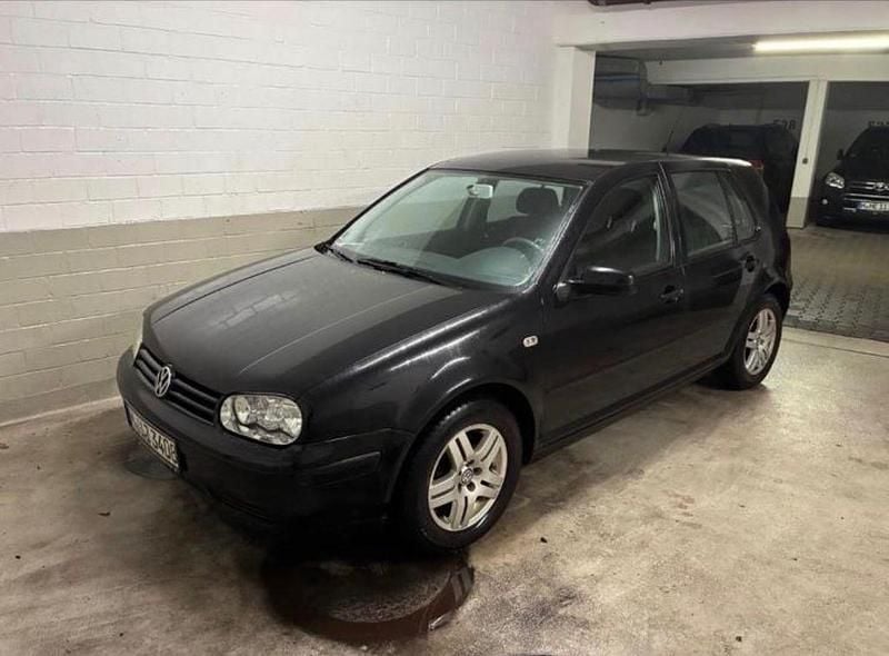 Schwarz Gebraucht 2001 VW Golf IV Basis Limousine | 3.600 € (Fairer Preis) - Bild 1/1