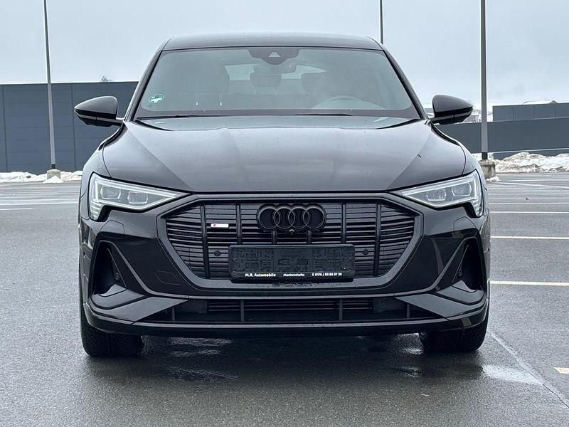 Gebraucht Audi e-tron Black Edition 230 kW (313 PS) 2022 Schwarz SUV