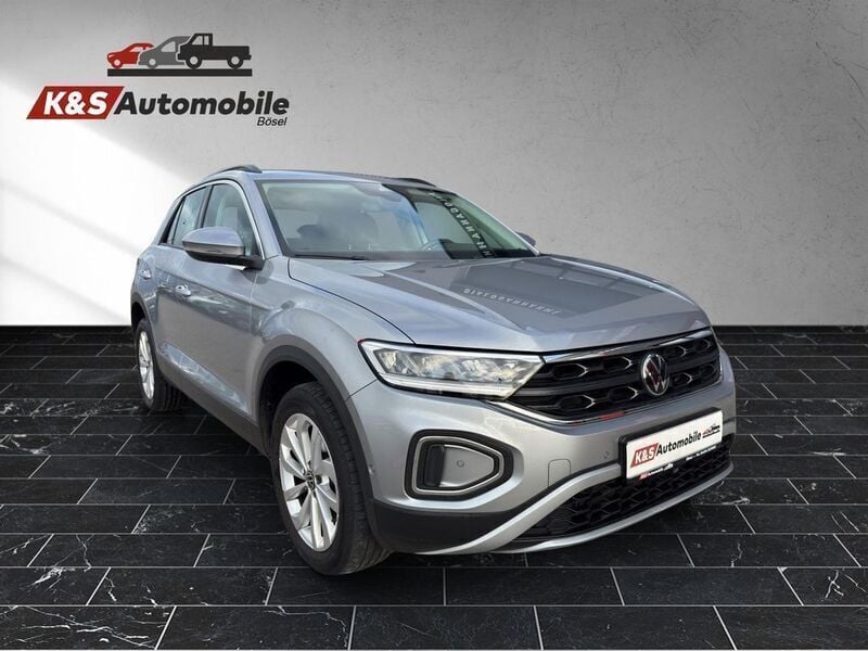 Silber Gebraucht 2023 VW T-Roc Life SUV | 25.490 € (Guter Preis) - Bild 1/4