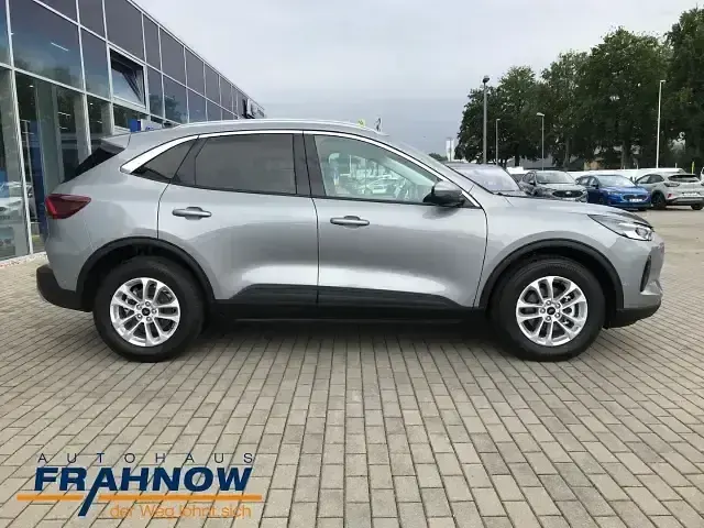Gebraucht Ford Kuga Titanium 151 PS (111 kW) 2025 Silber SUV