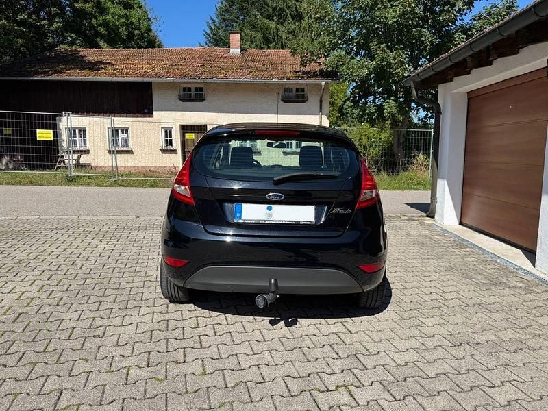 Gebraucht Ford Fiesta Trend 82 PS (60 kW) 2011 Schwarz Limousine