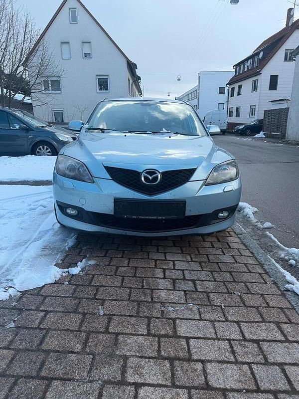 Second-hand Mazda 3 105 CP (77 kW) 2008 Albastru Berlinǎ