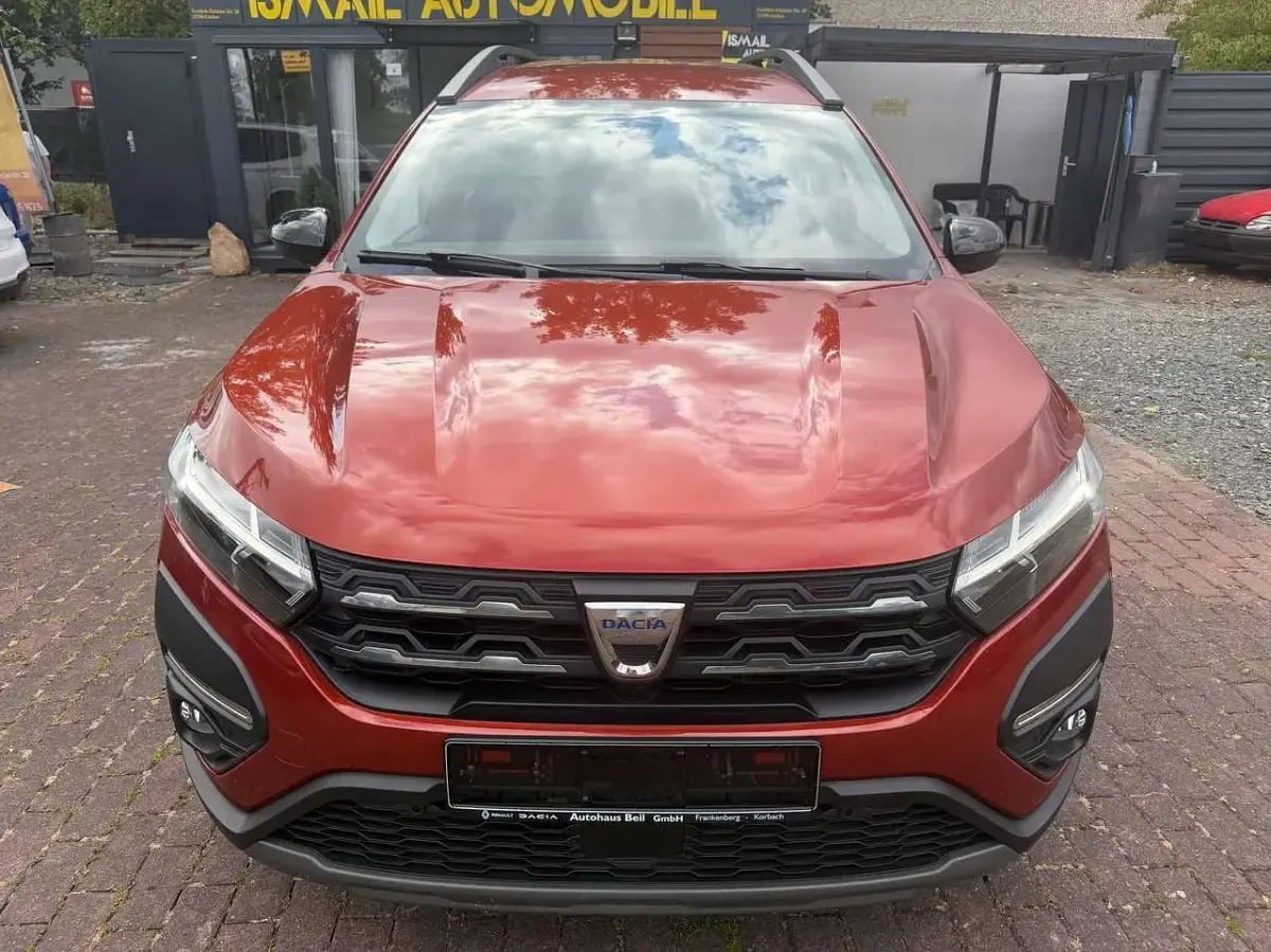 Gebraucht Dacia Jogger Extreme 101 PS (74 kW) 2022 Terrakottabraun Van / Kleinbus