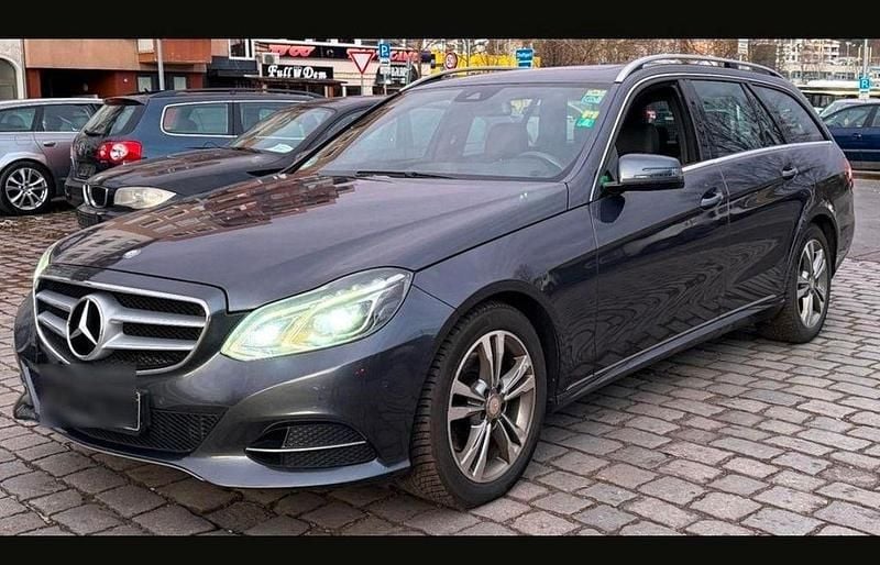 Gebraucht Mercedes E350 Avantgarde 252 PS (185 kW) 2015 Grau Limousine